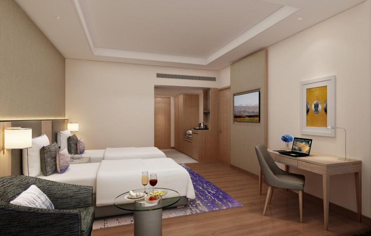 Vivanta Bhubaneswar Dn Square Exterior photo