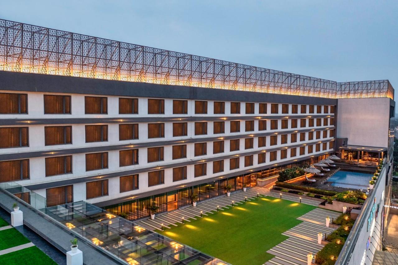 Vivanta Bhubaneswar Dn Square Exterior photo