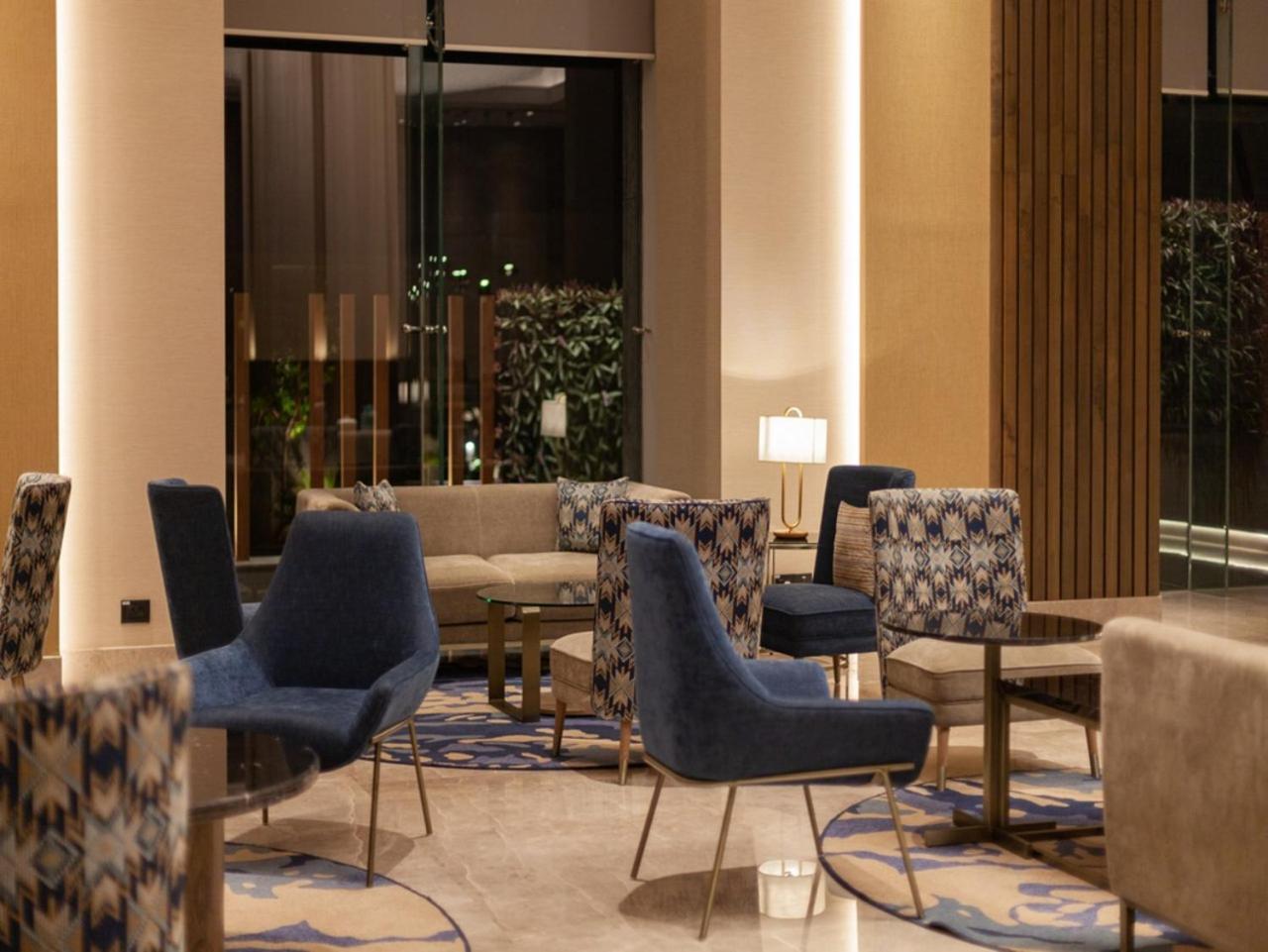 Vivanta Bhubaneswar Dn Square Exterior photo